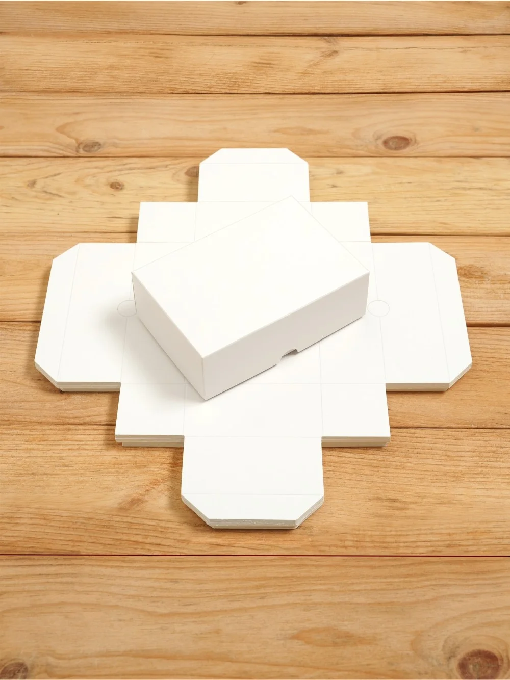 Подарочная коробка 120х80х40 мм картонная белая самосборная из 2 частей 10 шт.