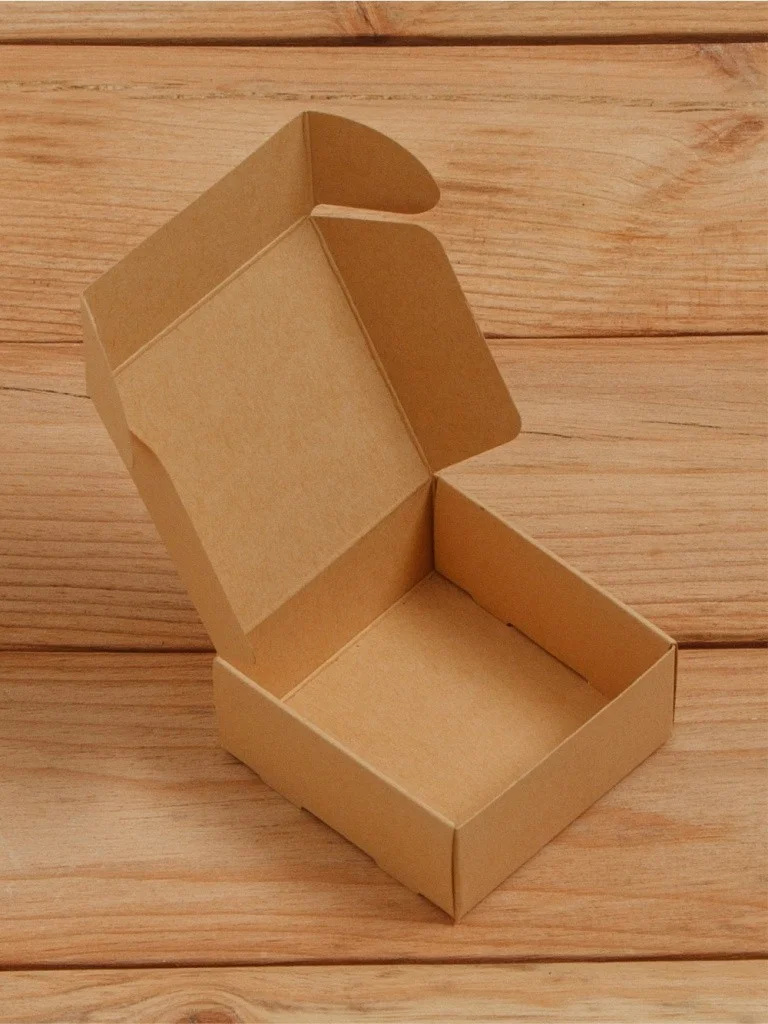 Подарочная коробка из дизайнерского Крафт картона самосборная 65х65х30 мм 10 шт.