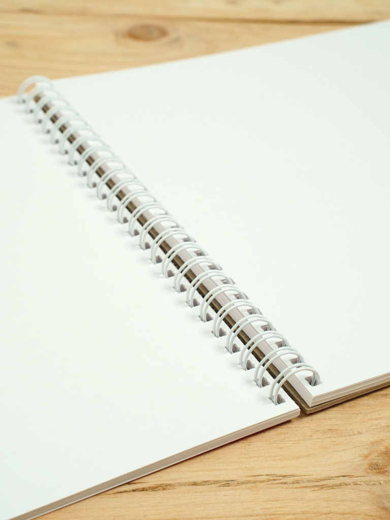 А4 Альбом планшет для маркеров с очень плотными листами 350 г/м2 (скетчбук) с покрытием для рисования "ТОП" на жесткой подложке, 20 листов